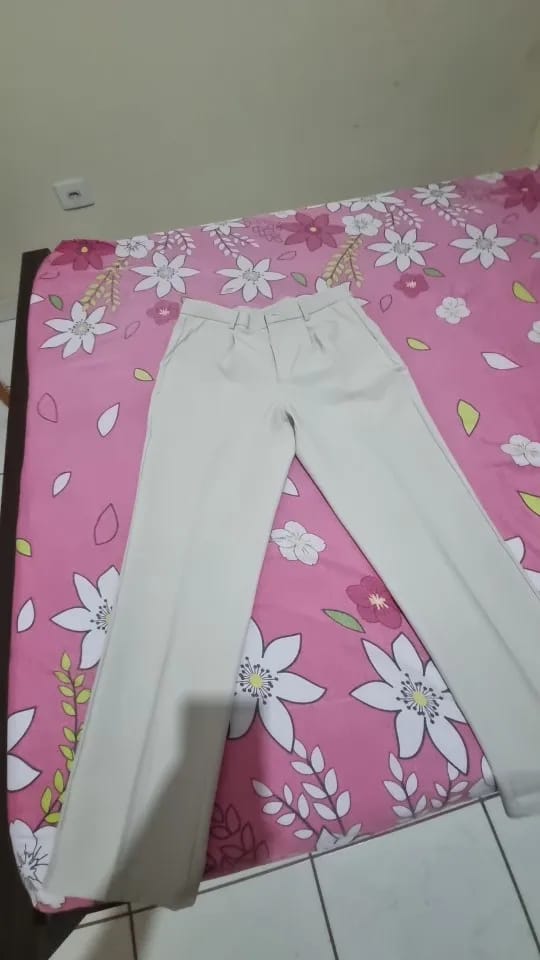 Customer photo review of VARESCO – PANTALÓN RECTO SMART CASUAL