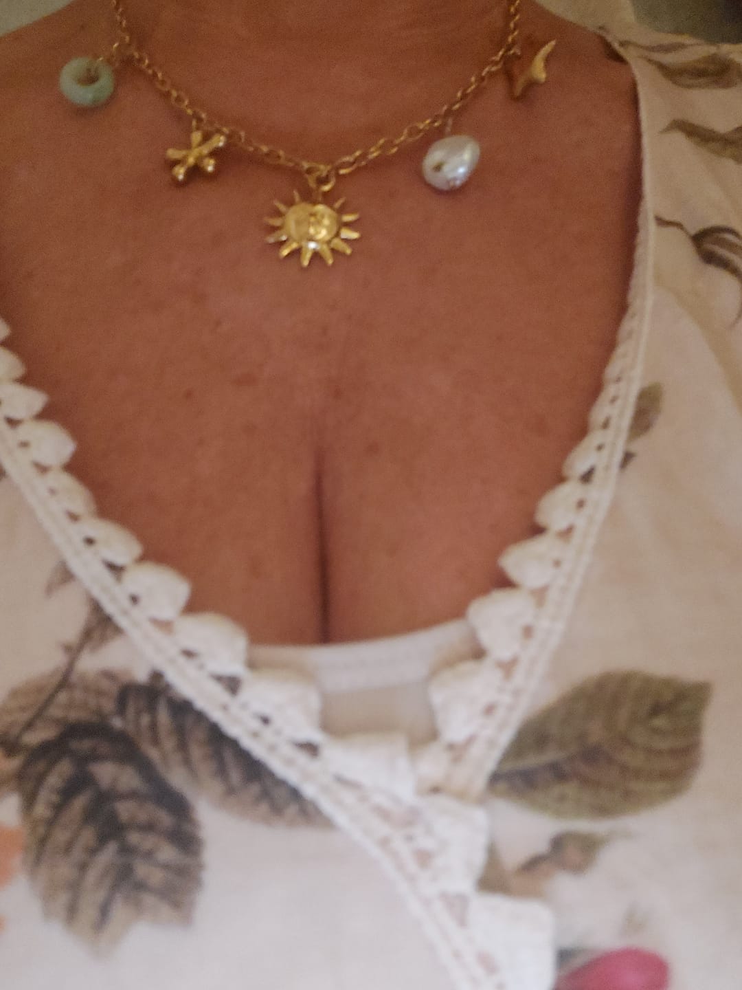 Customer photo review of Collar Elementos