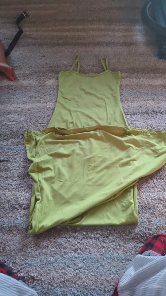 Customer photo review of Robe Anaïs – Robe longue moulante à fines bretelles