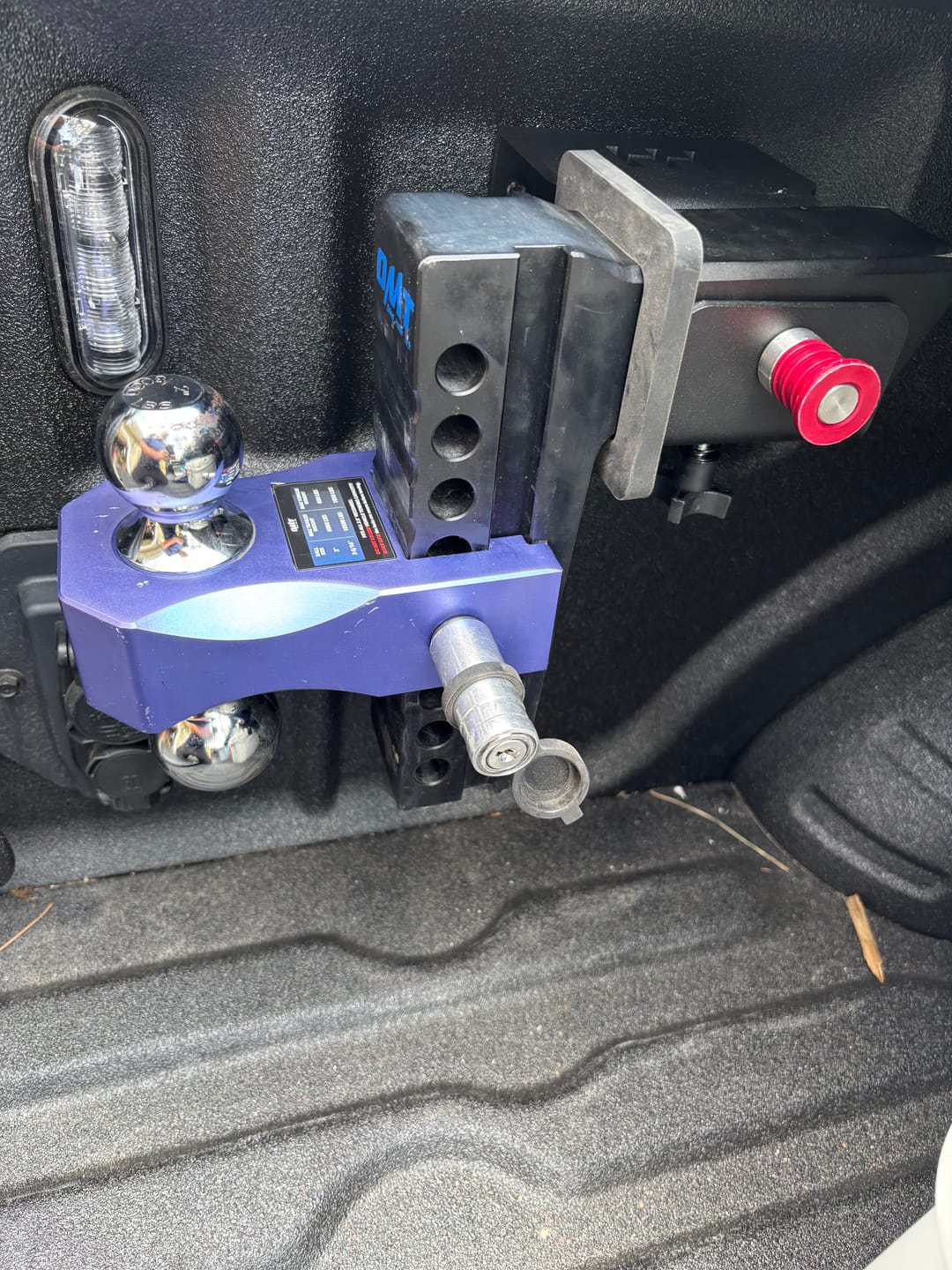 Customer photo review of Hitcholder™ Receiver XL - Ford BoxLink