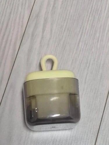 Customer photo review of Lenfian™ Tekrar Kullanılabilir - Mini Tüy ve Toz Temizleme Rulosu