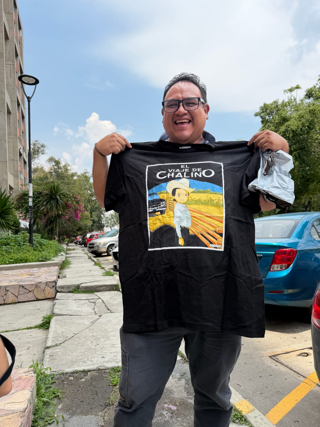 Customer photo review of El Viaje de Chalino de @El Freaky Man - Playera CABALLERO