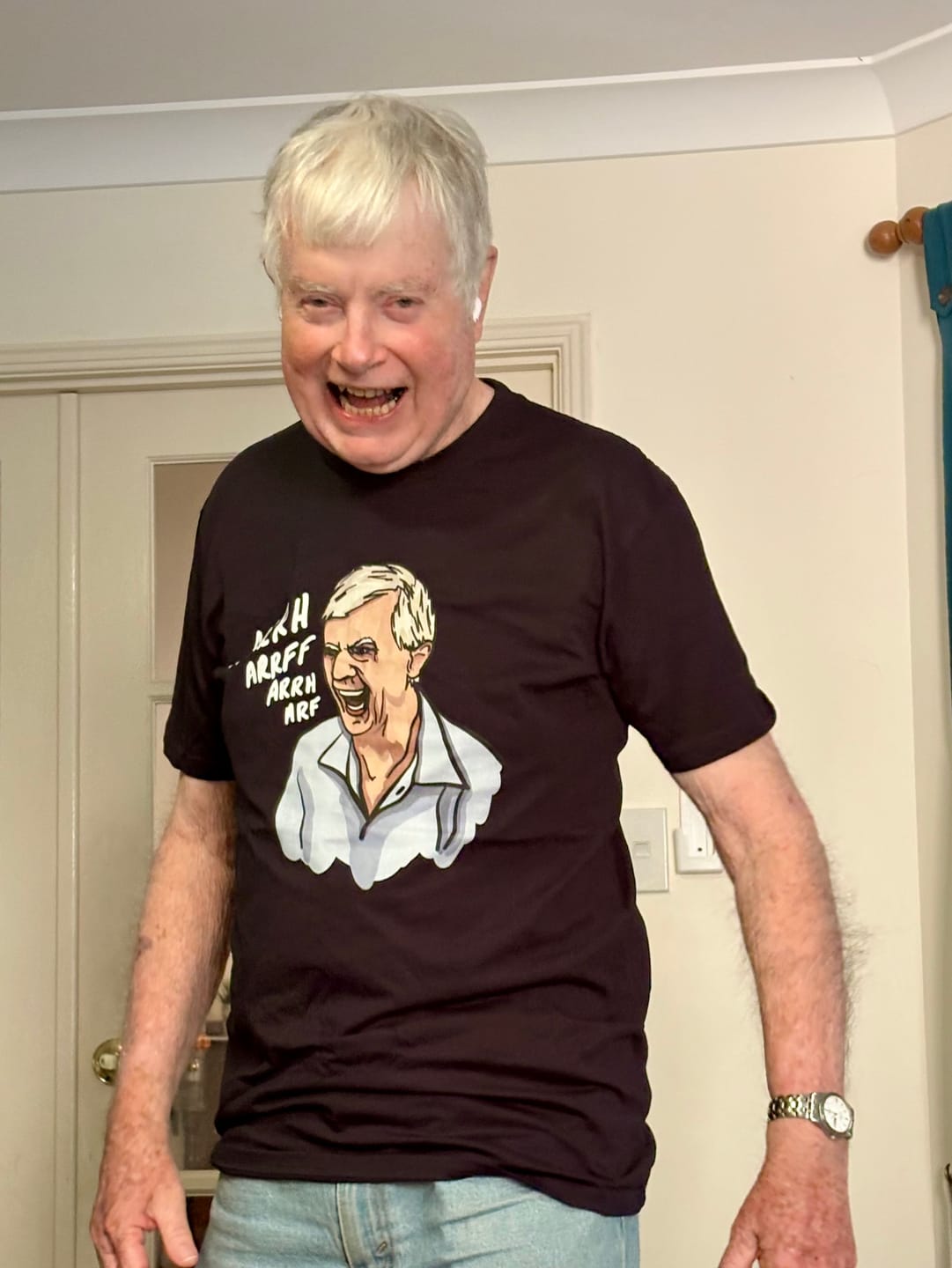 Customer photo review of Barking Dog Man 🗣️ - Men's T Shirt