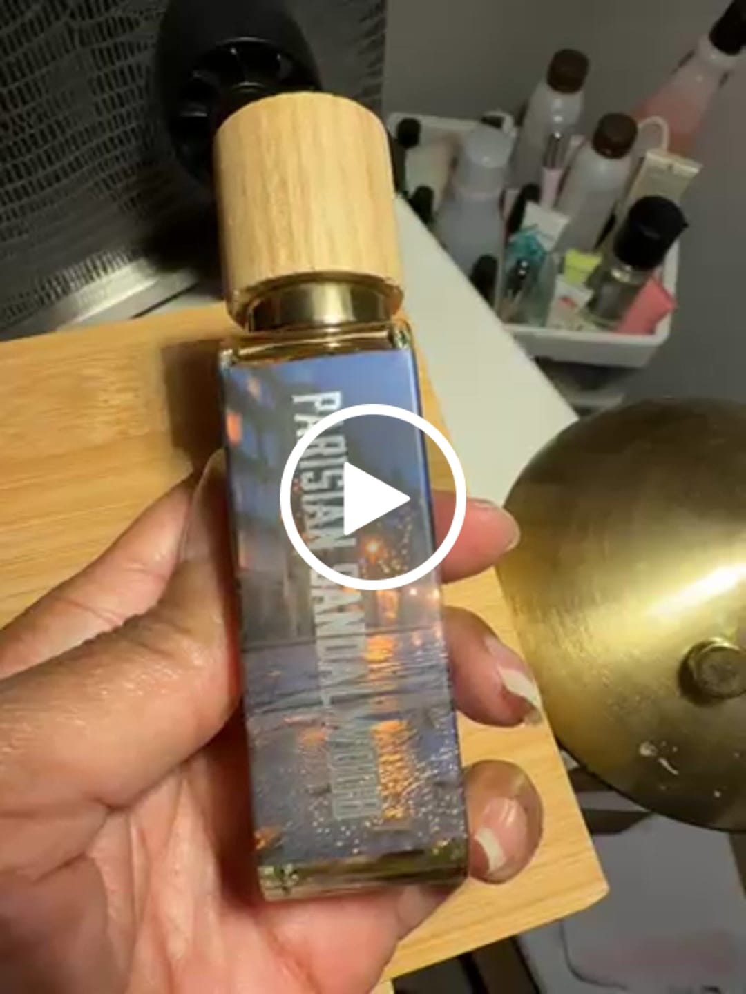 Customer video review of Parisian Sandalwood