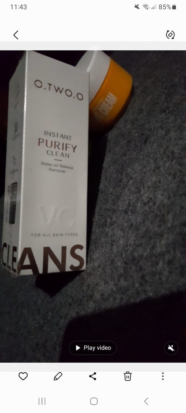 Customer photo review of O.TWO.O INSTANT PURIFY CLEAN MAKEUP REMOVER