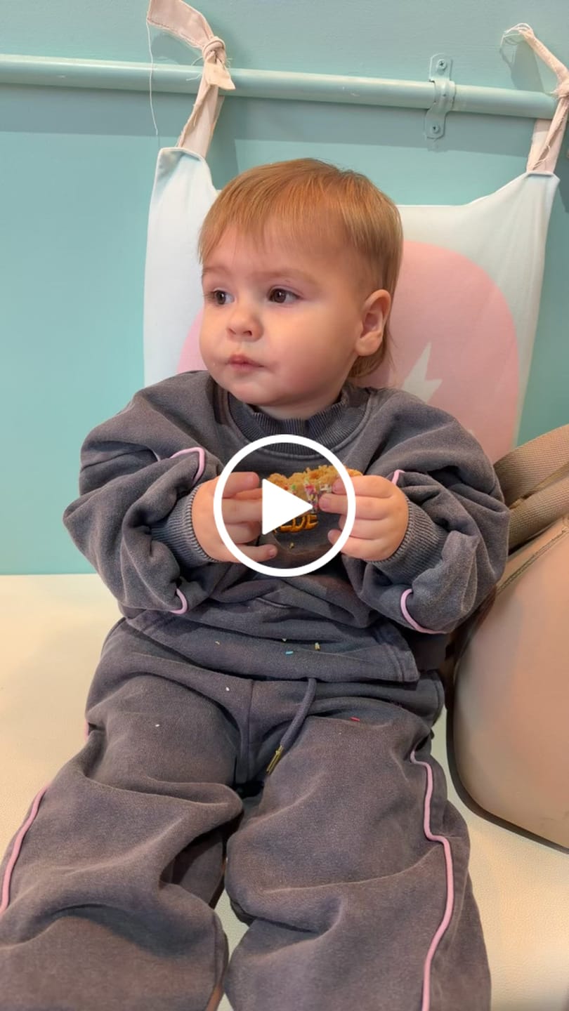 Customer video review of Love mum jumper