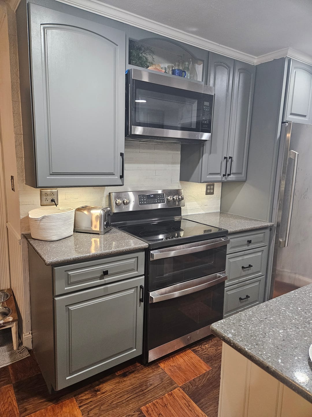 Customer photo review of Miracle Kitchen Cabinet Kit