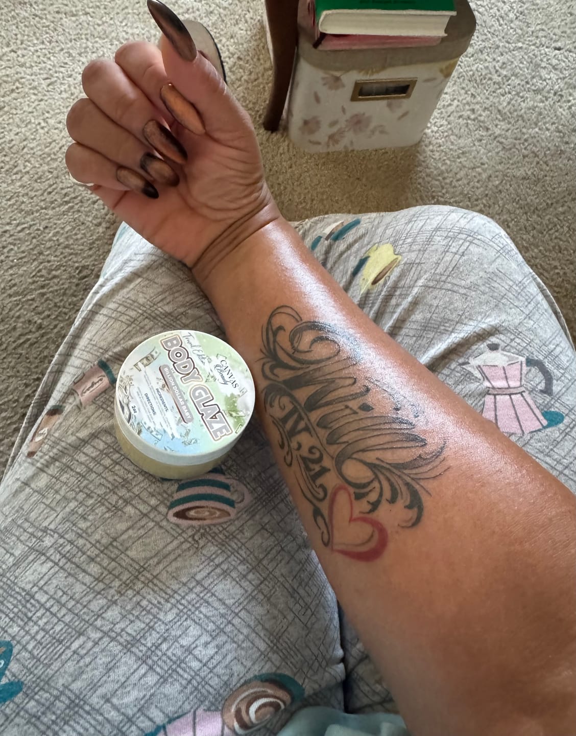 Customer photo review of (NEW) TRAVEL GLAZE: BILLION DOLLAR BABY