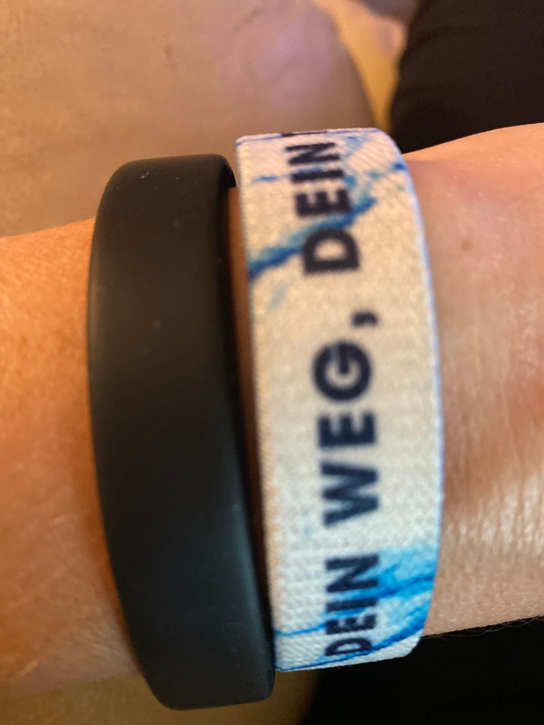 Customer photo review of Mach dein Ding - Elastisches Armband