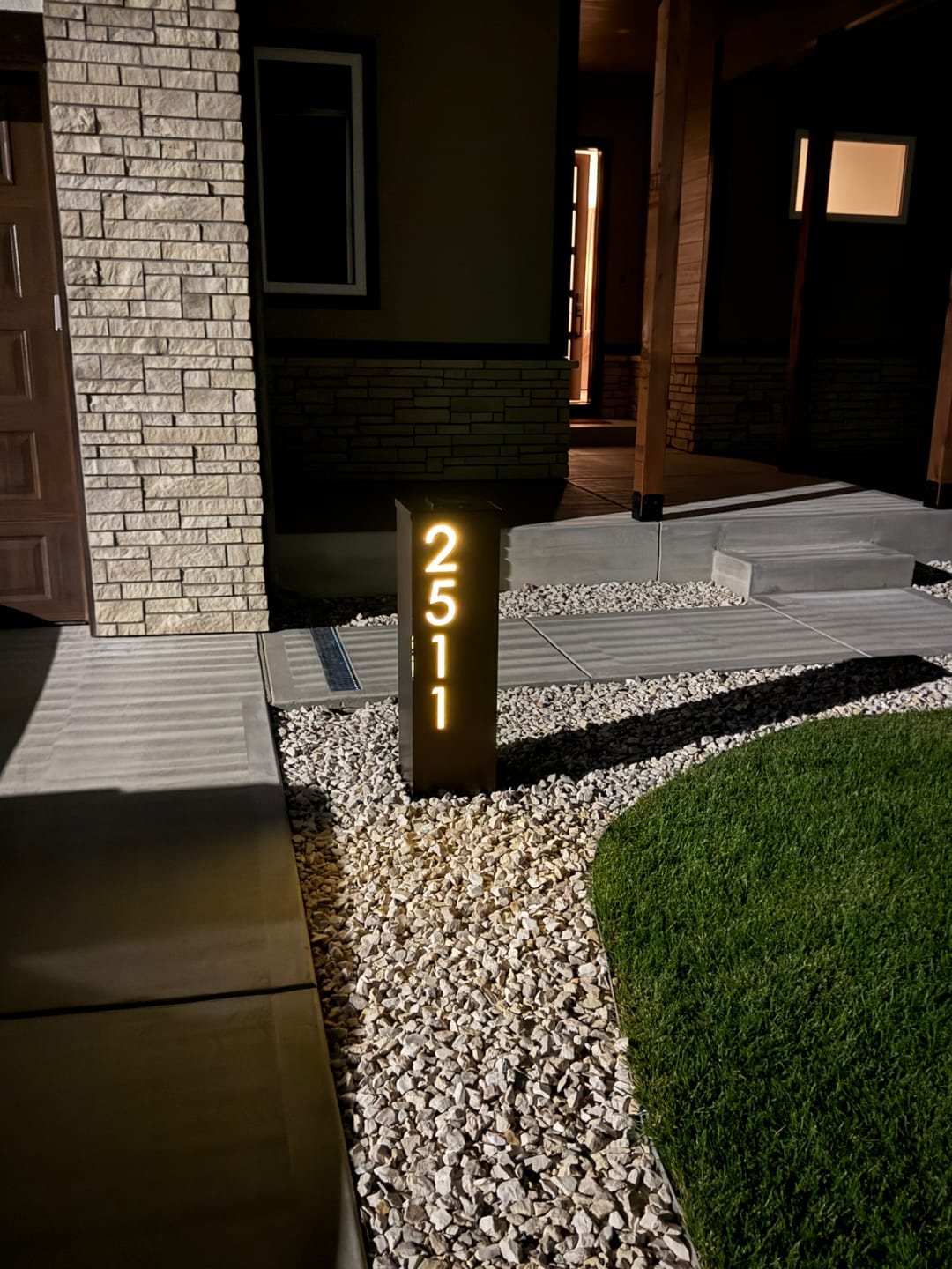 Customer photo review of Address Column