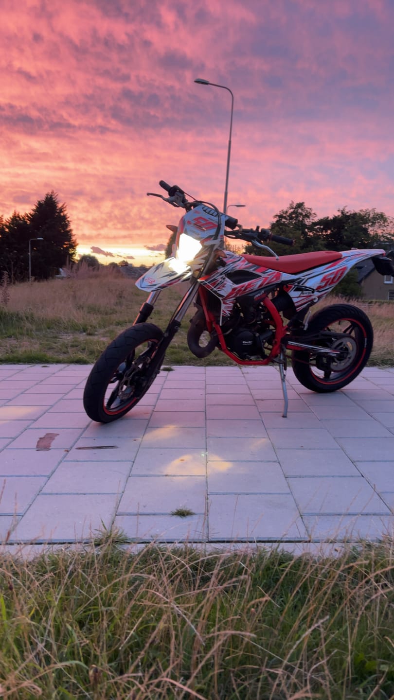 Customer photo review of ROYALRAGE - GRAPHICS KIT