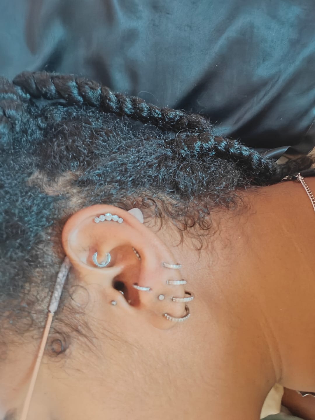 Customer photo review of Pendientes Triple Aros