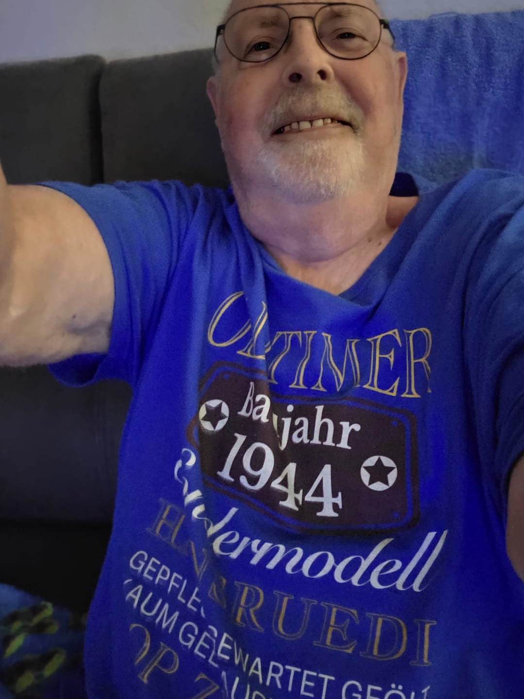 Customer photo review of Oldtimer Sondermodell - Personalisierbares Herren T-Shirt