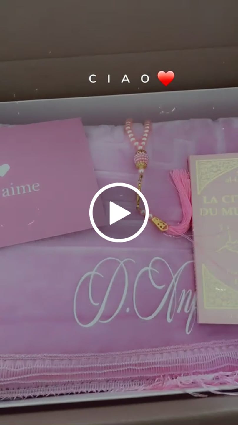 Customer video review of Box tapis de prière épais rose