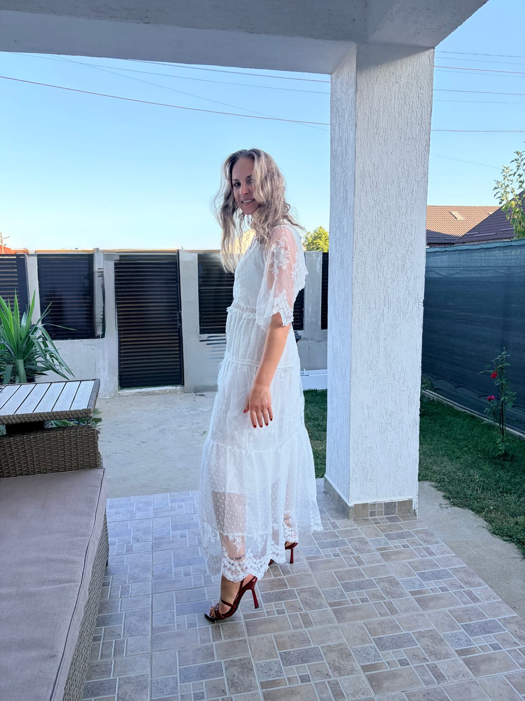 Customer photo review of Rochie Cali cu detalii din dantela si buline