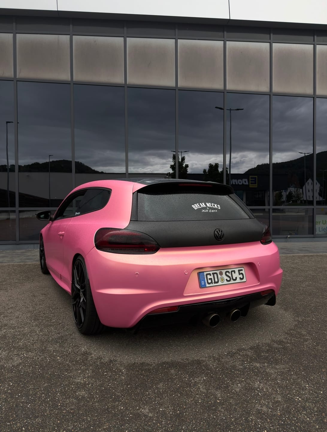 Customer photo review of Matte Metallic Gradient Pink Vinyl Wrap