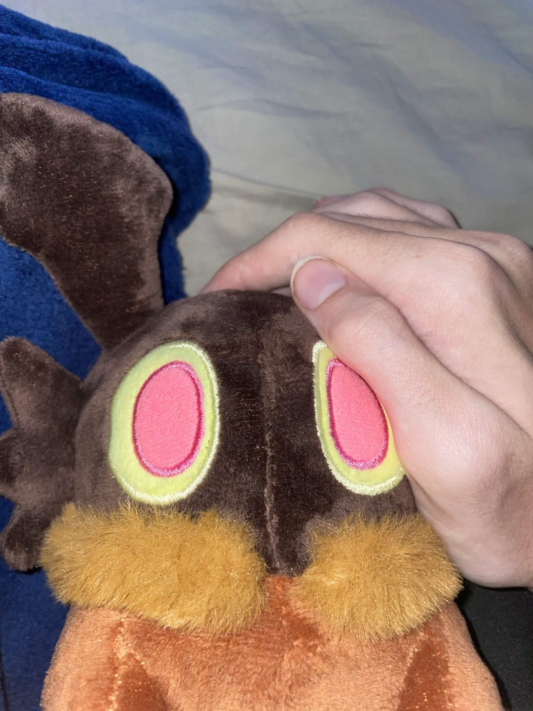 Customer photo review of Rain World - Brown Scavenger Plush