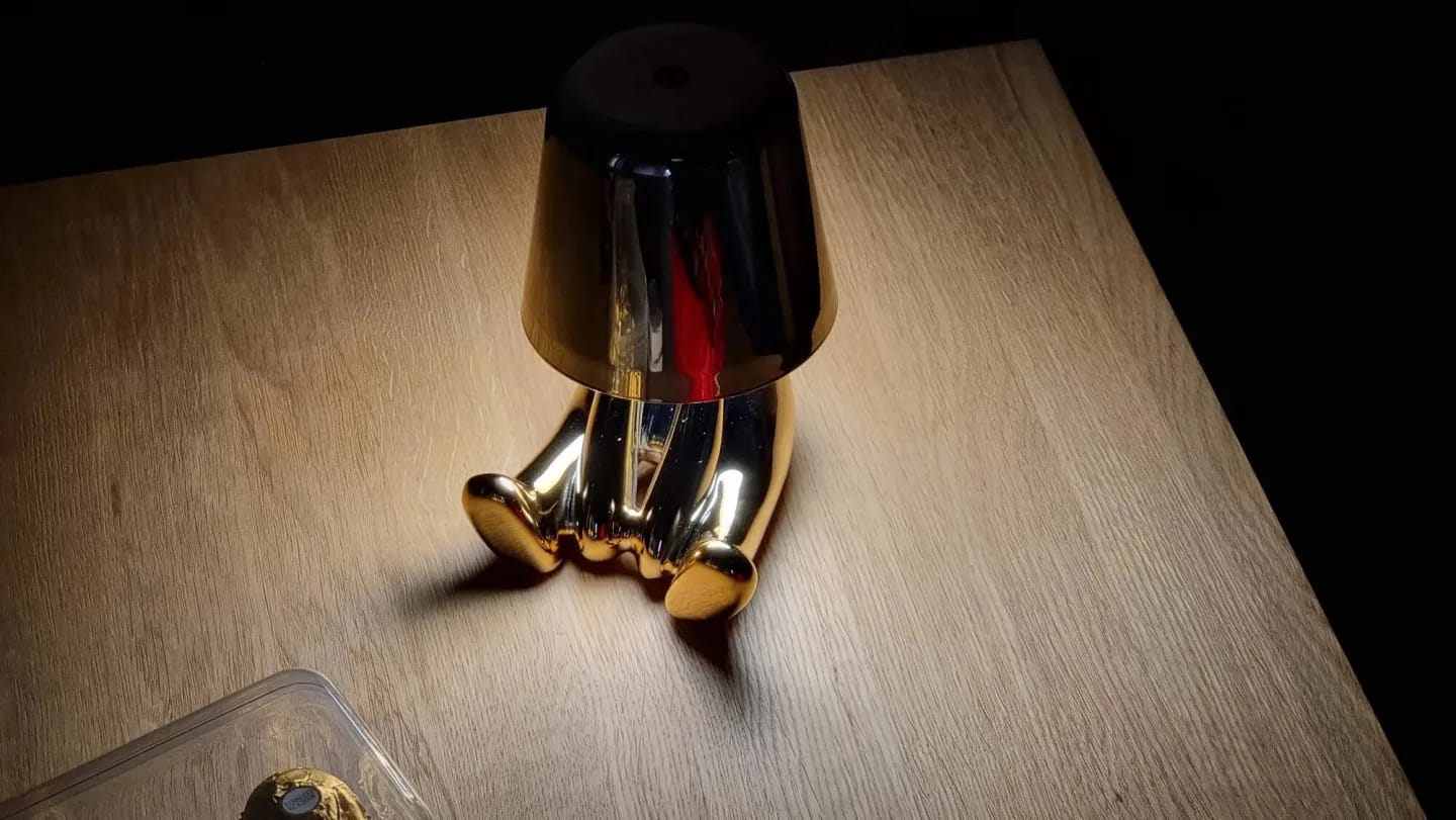 Customer photo review of Figurine Table Lamp for Bedside, Gold, Touch Dimming, 19 cm