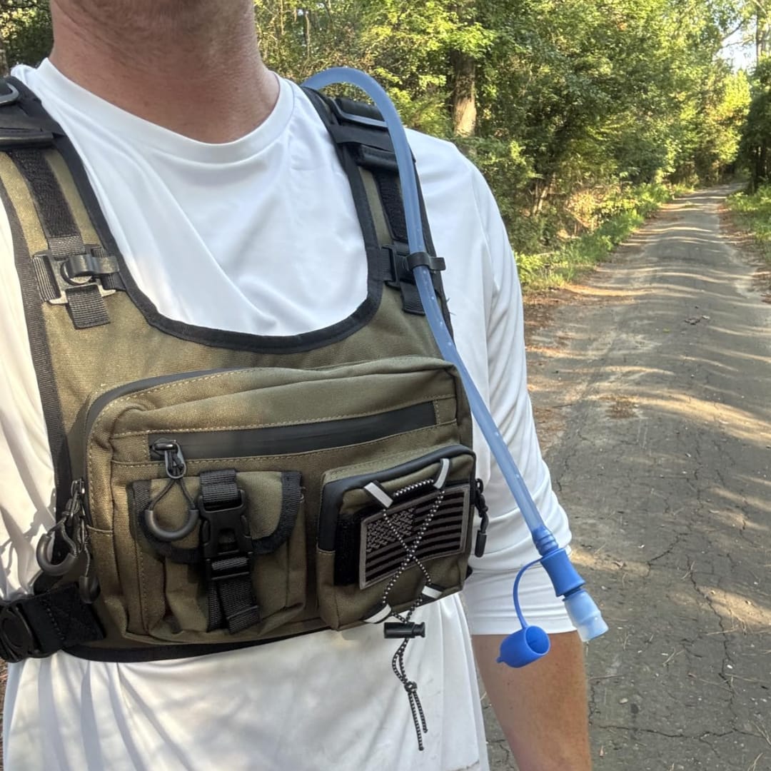 Customer photo review of Hydravo Tactical Hydration Vest