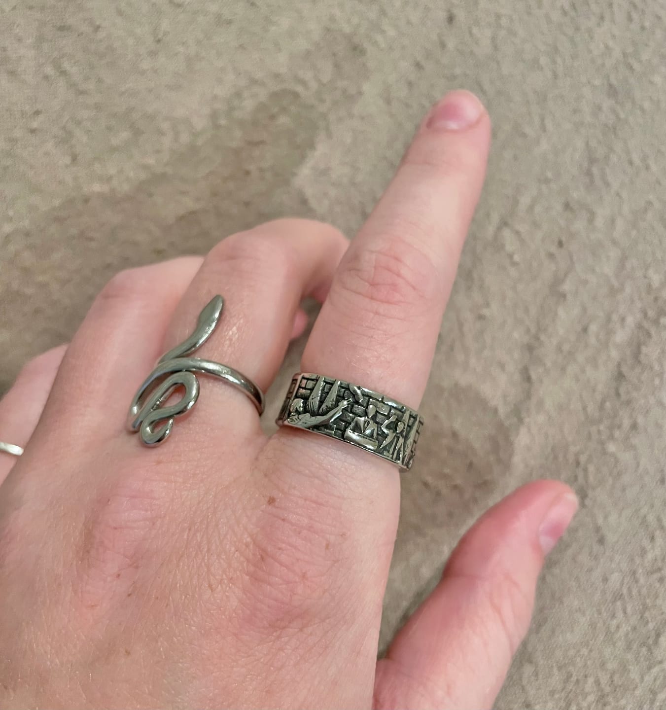 Customer photo review of "Farewell Kiss" Ring - Half Width - 925. or Stainless steel GOLD PLATED