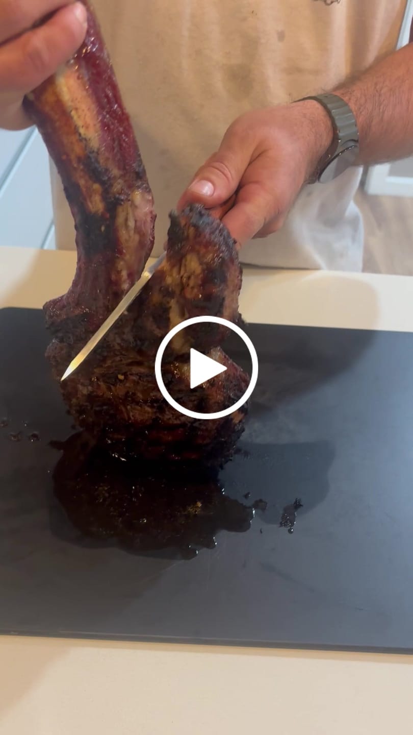 Customer video review of The Viking Steak Knife