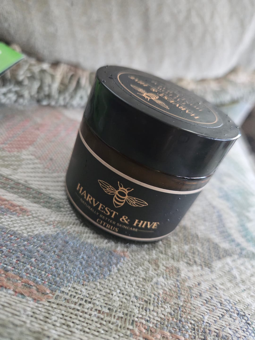 Customer photo review of Harvest & Hive™ Organic Tallow Balm - Made in the UK 🇬🇧
