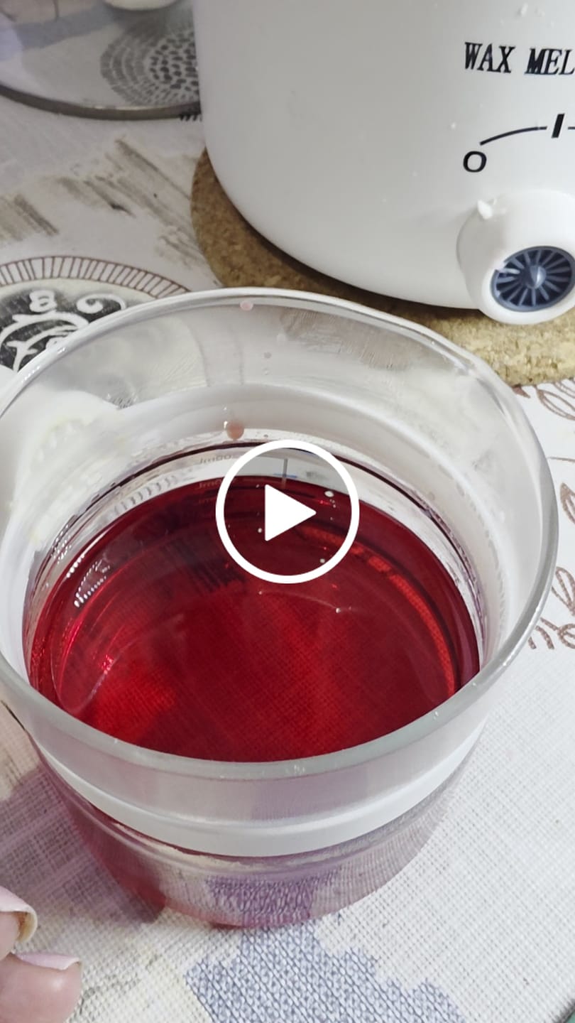 Customer video review of Colorante líquido para velas ROJO TOMATE