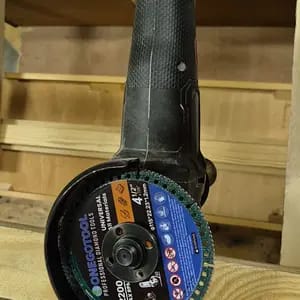 Customer photo review of Taglio Preciso Dischi Abrasivi Indistruttibili per Smerigliatrice