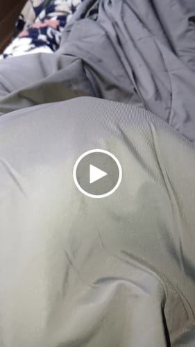 Customer video review of CloudCool Cooling Comforter