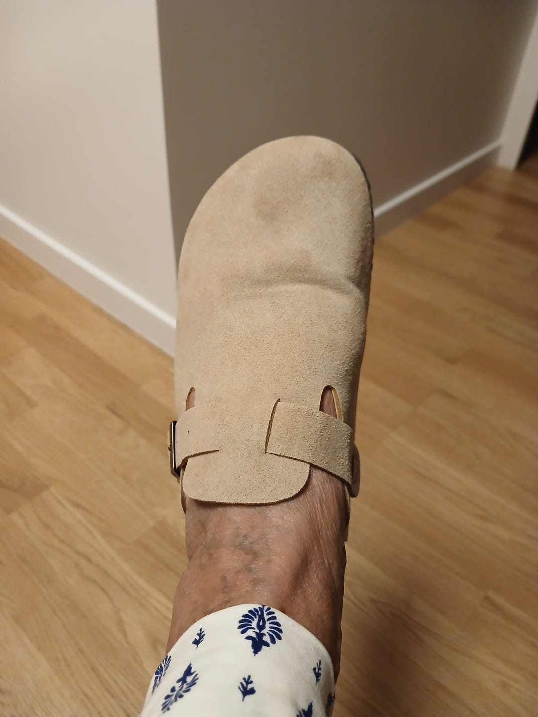 Customer photo review of Pantoufles de Sabots Boston Confortables