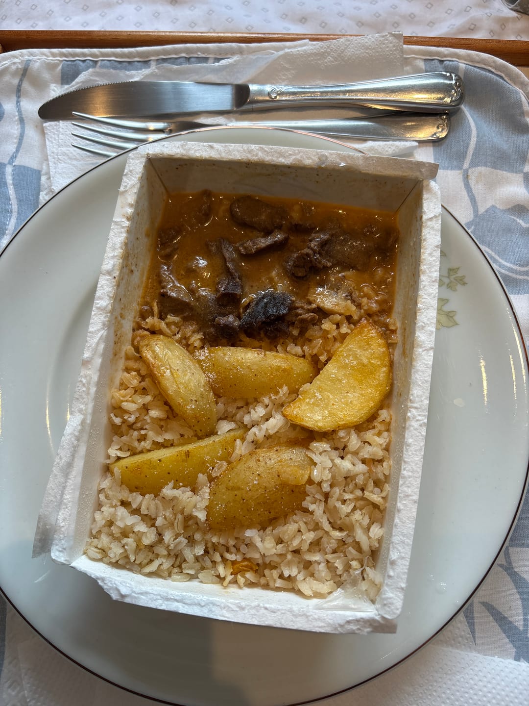 Customer photo review of Strogonoff de Filé Mignon, Arroz Integral e Batata Rústica