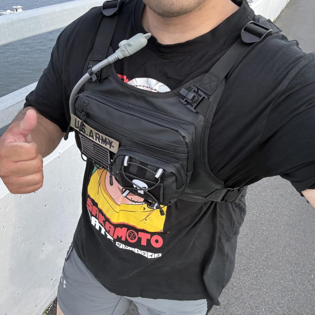 Customer photo review of Hydravo Tactical Hydration Vest