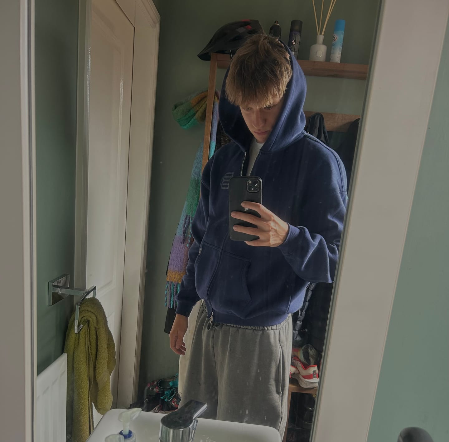 Customer photo review of Bénir Club Basics Zip Hoodie - Navy