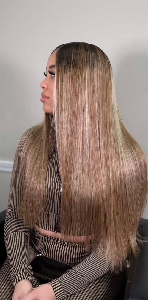 Customer photo review of Latto straight honey blond highlight bundle