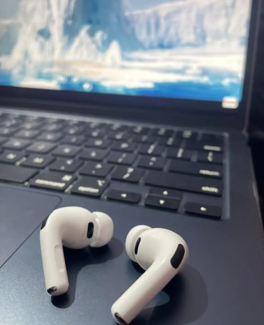Customer photo review of SugarPods Pro 3 - USA Quality (PopUP Window + 6 Months Warranty)- Type C