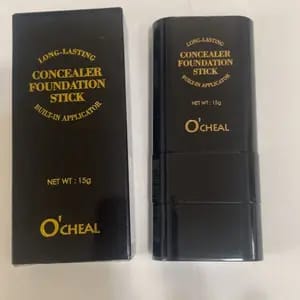 Customer photo review of Base Idratante e Correttore Stick 2-in-1 Formula a Lunga Tenuta