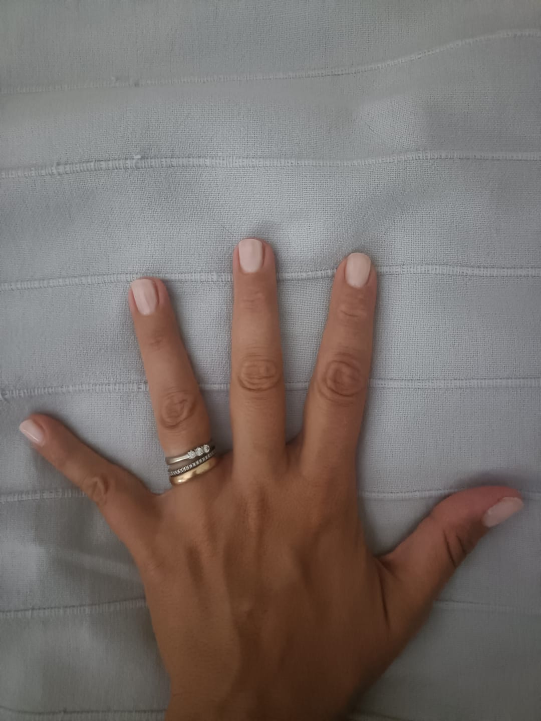 Customer photo review of Smalto Semipermanente LCI -  Bianco Latte