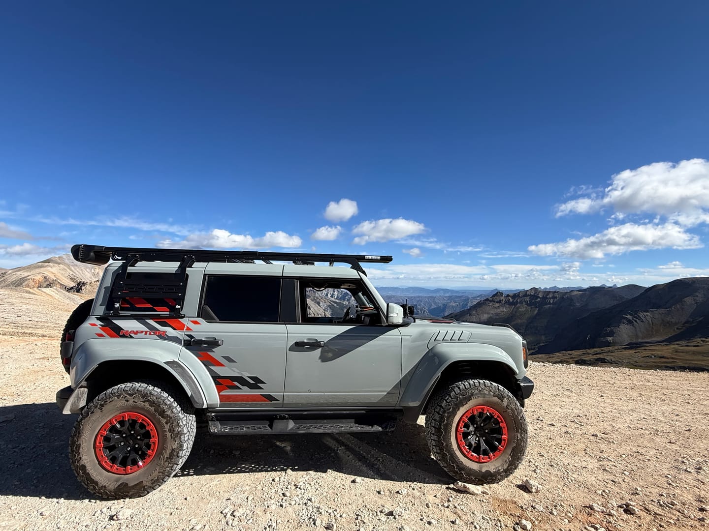 Customer photo review of Modular Roof Rack For The Ford Bronco 4-Door (2021-Current)