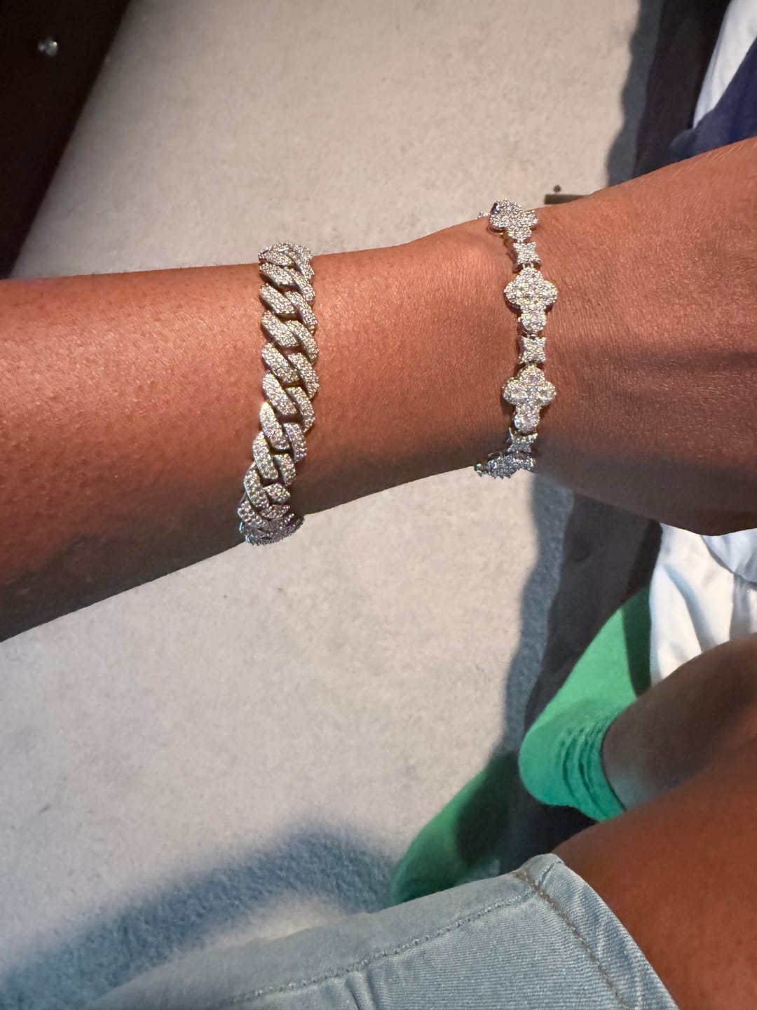 Customer photo review of Cross Link Bracelet