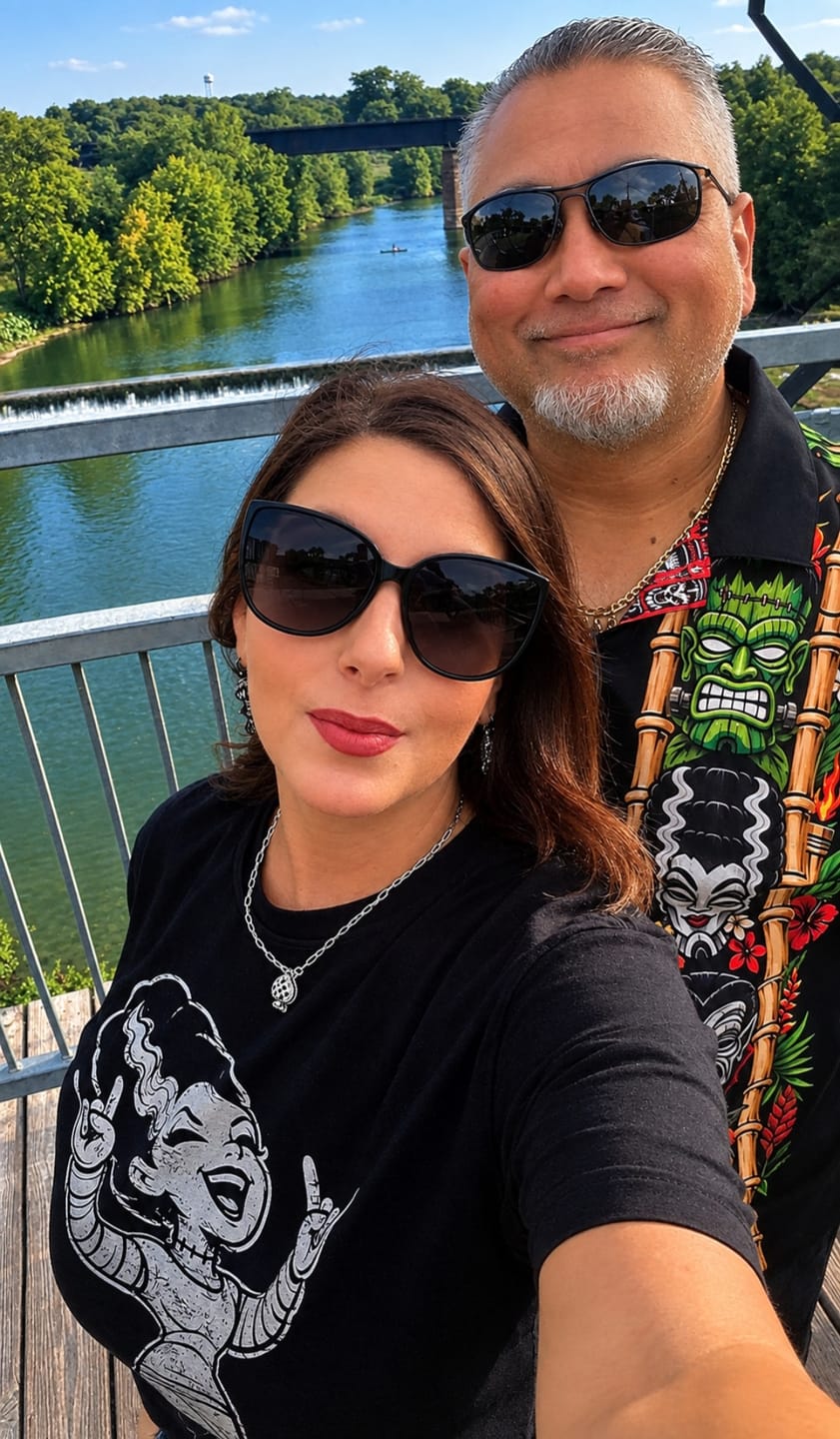 Customer photo review of Monsters & Mai Tais Vintage Button Up