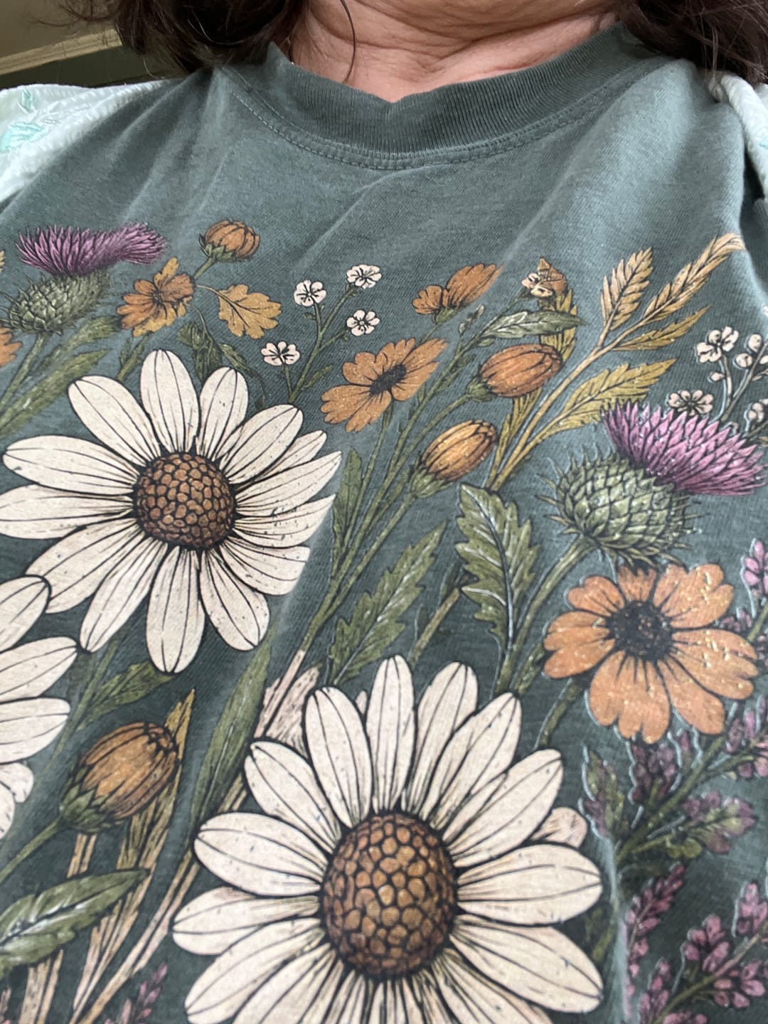 Customer photo review of Pumpkin Florals T-Shirt