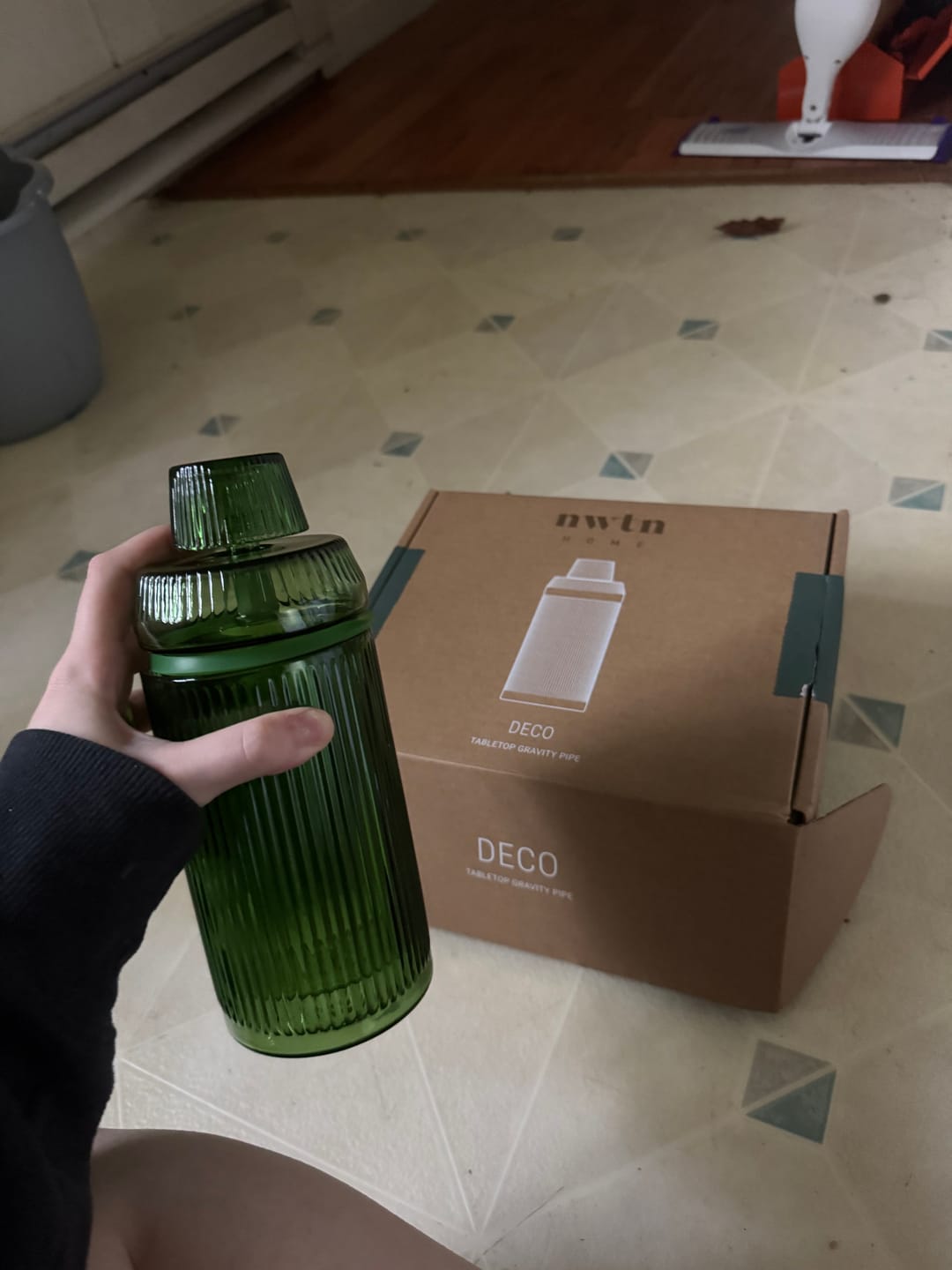 Customer photo review of Deco Gravity Bong