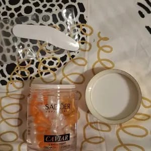 Customer photo review of Crema Contorno Occhi Anti-Invecchiamento con Estratto di Caviale