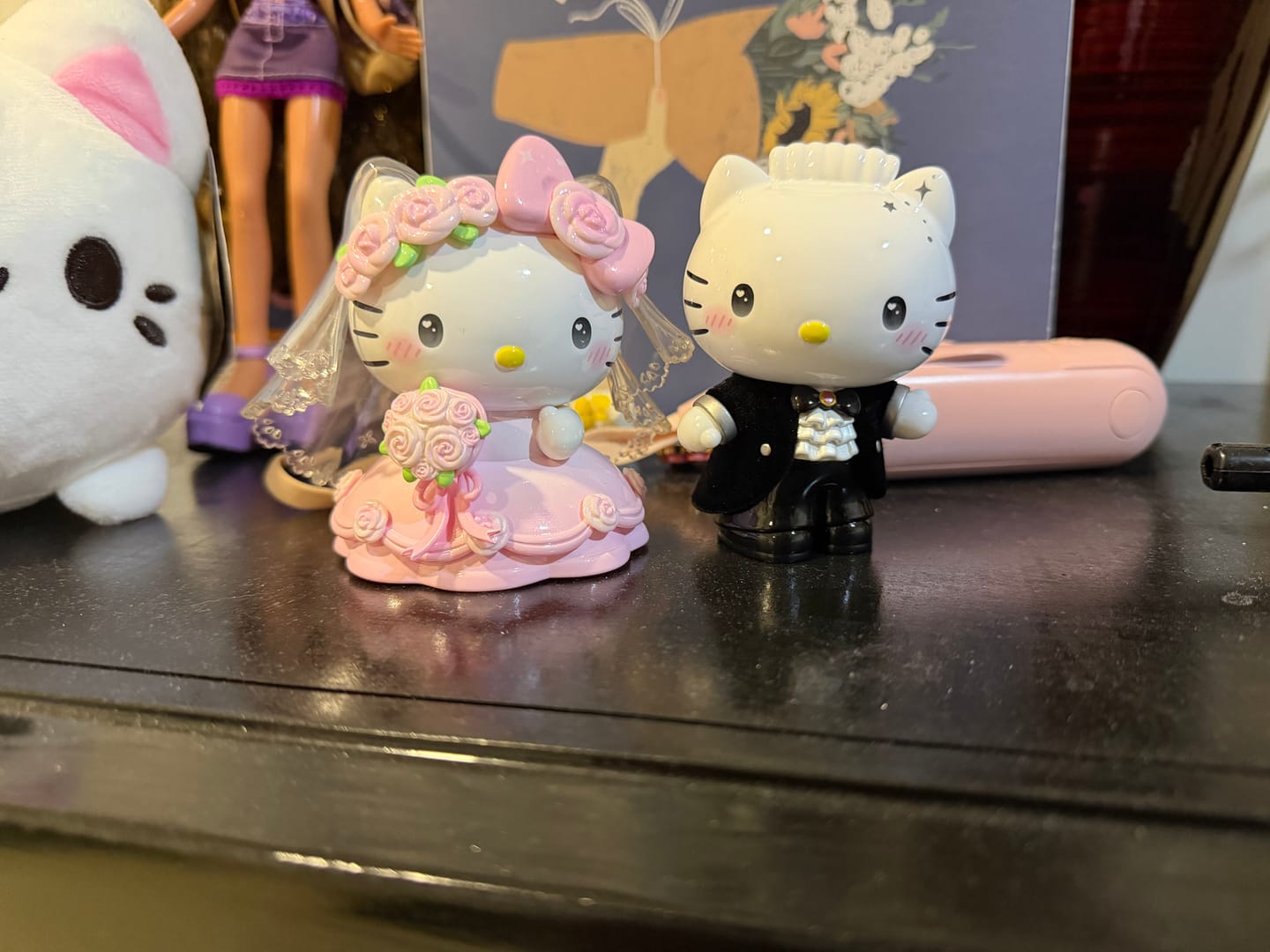 Customer photo review of Hello Kitty & Dear Daniel Century Wedding Series Figures Blind Box