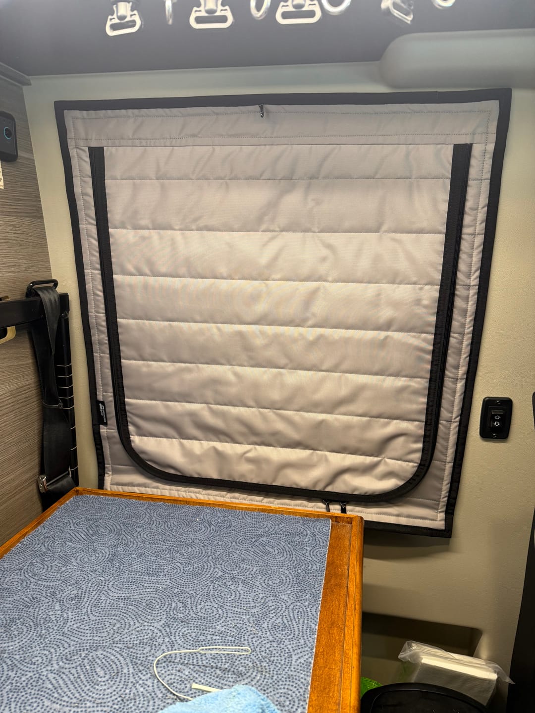 Customer photo review of Jayco Terrain | Entegra Launch - Dinette Zipper Shade (19Y/19YG)