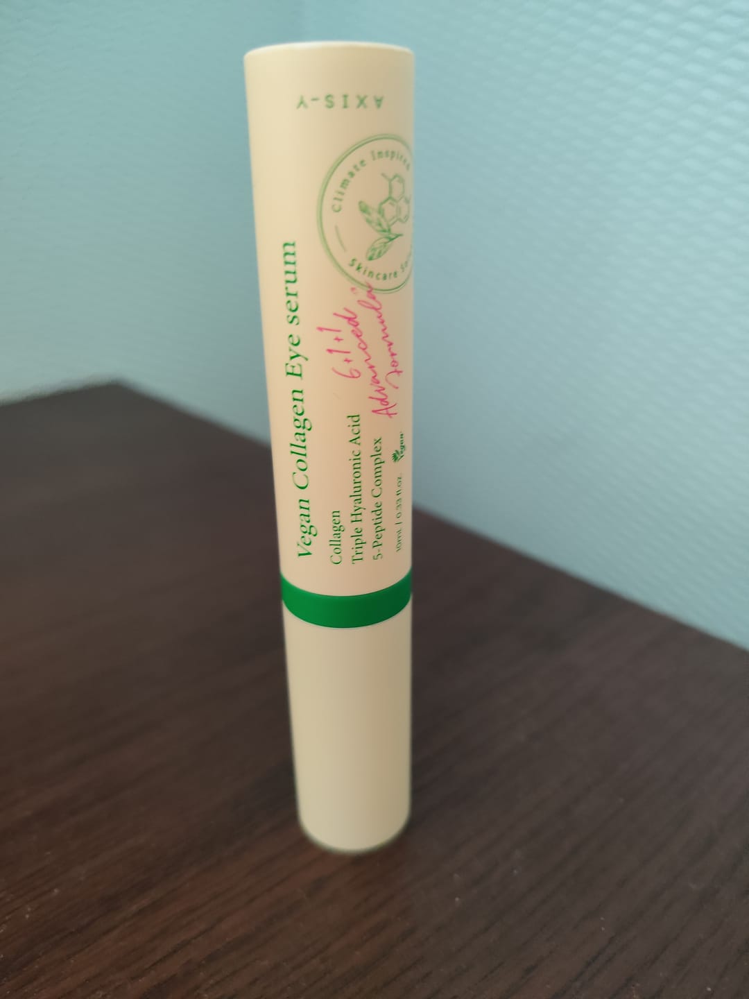 Customer photo review of Peptīdu serums ādai ap acīm un masāžas aplikatoru AXIS-Y Vegan Collagen Eye Serum