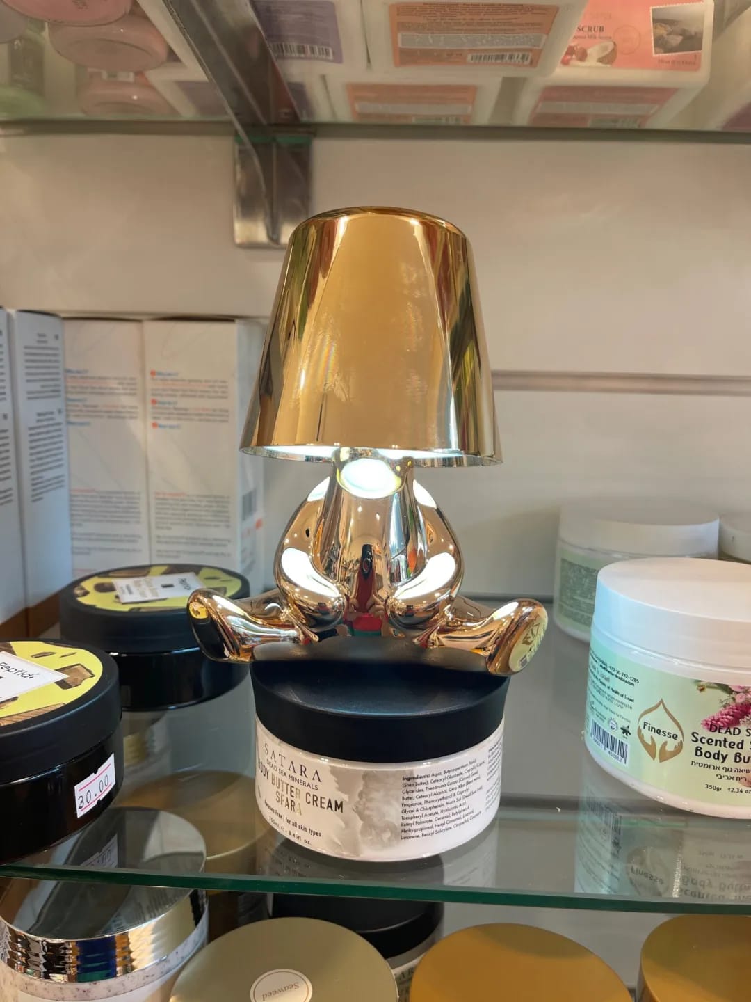 Customer photo review of Figurine Table Lamp for Bedside, Gold, Touch Dimming, 19 cm