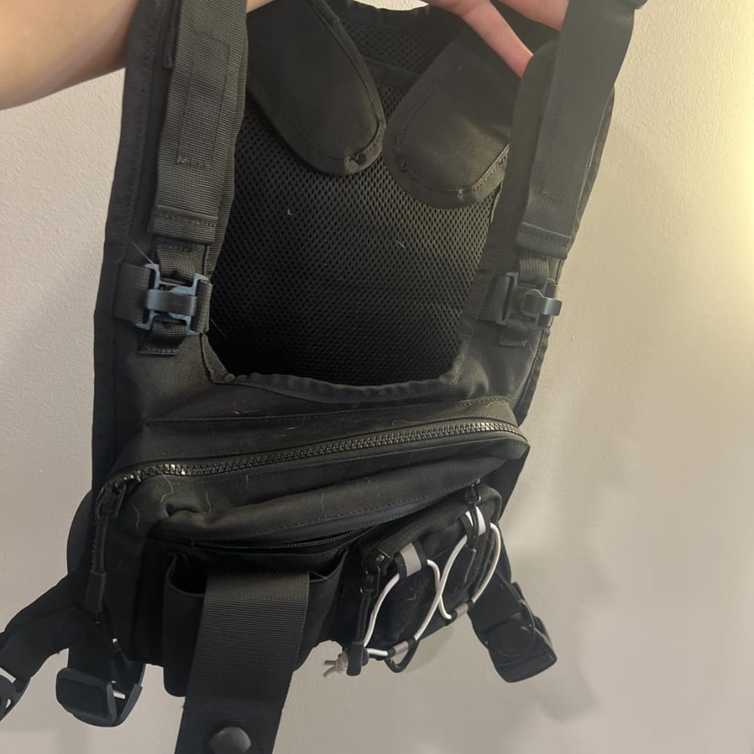 Customer photo review of Hydravo Tactical Hydration Vest