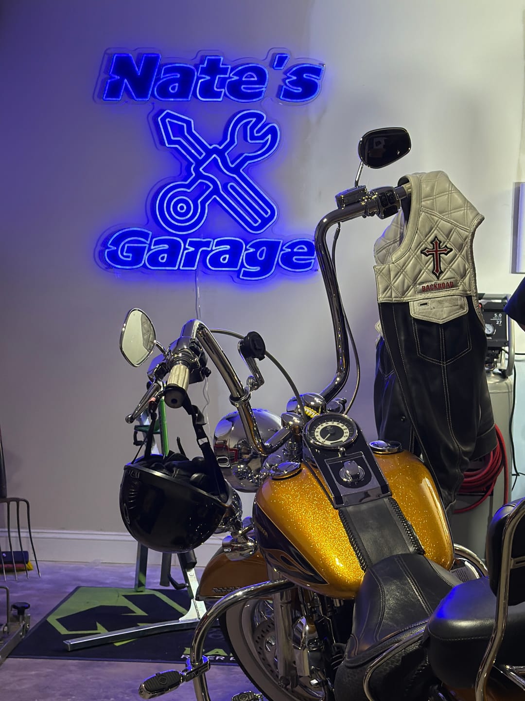 Customer photo review of Nate's Garage | 2nd Version  - Premium Neon Artwork