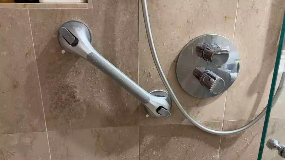 Customer photo review of Marevia™ Barra de Apoyo de Alta Resistencia